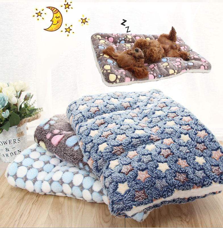 Bouledogue Avenue Dog Beds Grand Coussin Moelleux en Flanelle - 91 x 70 cm
