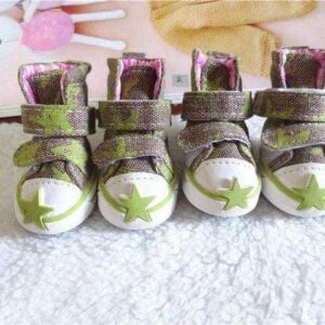 Bouledogue Avenue Pour Bouli Vert / 2 Chaussures type Converse en Jean