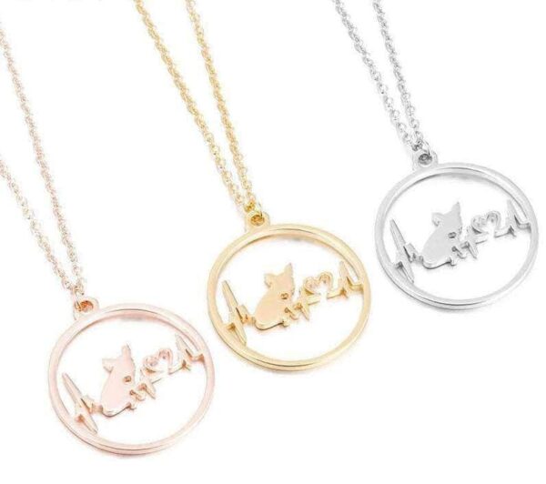 Bouledogue Avenue Pour Humains Collier pour Femme - Bouledogue Lignes de Coeur