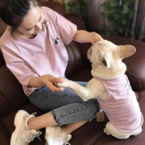 Bouledogue Avenue Rose / 2XL pour Chien + 1 T-Shirt Femme taille unique Ensemble Trop Mignon pour Vous et pour Lui