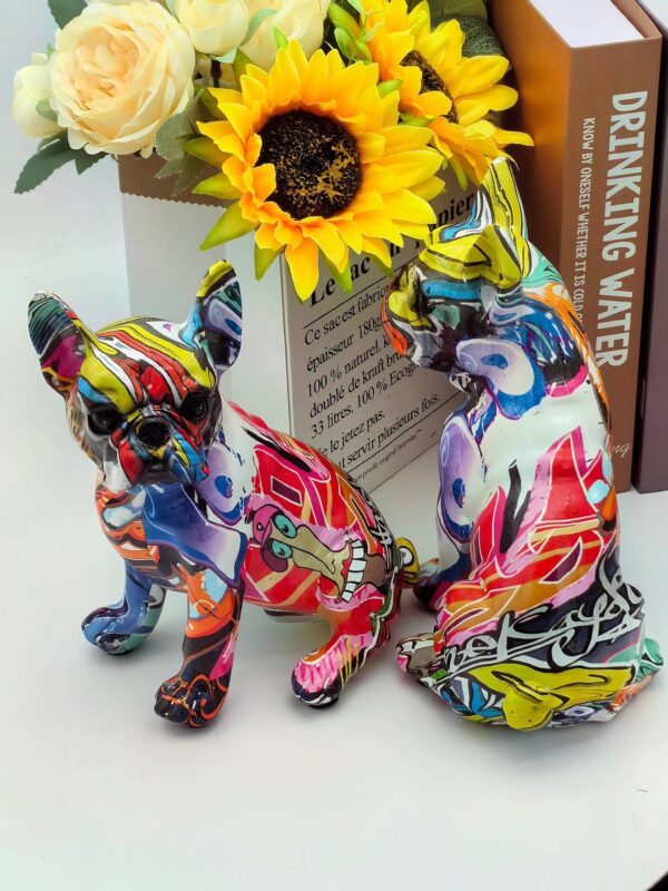 Statue Bouledogue Français en Résine Colorée – Ornement Décoratif Unique pour Maison et Bureau