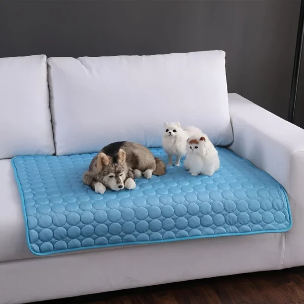 Tapis Rafraîchissant pour Chien - Spécial Été - Bouledogue Avenue https://bouledogueavenue.com/wp-content/uploads/2026/08/S4a6d90fec74a41b79812cd9bae5277d7b.webp