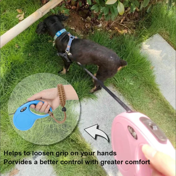 Laisse Mains Libres Anti-Chute avec Bracelet Poignet - Bouledogue Avenue https://bouledogueavenue.com/wp-content/uploads/2026/08/Sa9208e3656a04484846faa61199d77efc.webp
