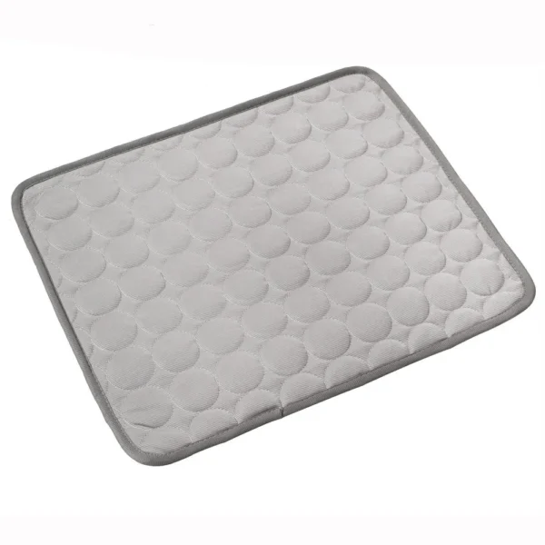 Tapis Rafraîchissant pour Chien - Spécial Été - Bouledogue Avenue https://bouledogueavenue.com/wp-content/uploads/2026/08/S4a6d90fec74a41b79812cd9bae5277d7b.webp
