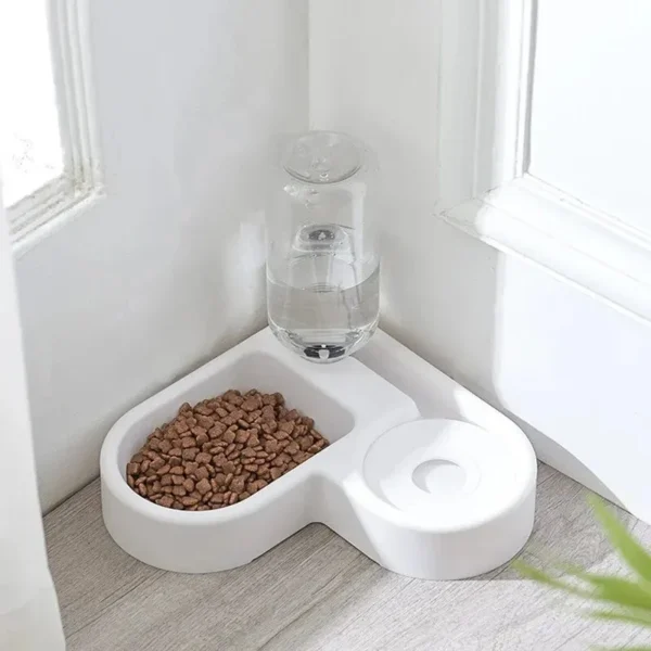 Gamelle Automatique Anti-Humidité pour Chien - Bouledogue Avenue https://bouledogueavenue.com/wp-content/uploads/2026/08/S68eea332bf5e42a282b9951c6bee0ab47.webp