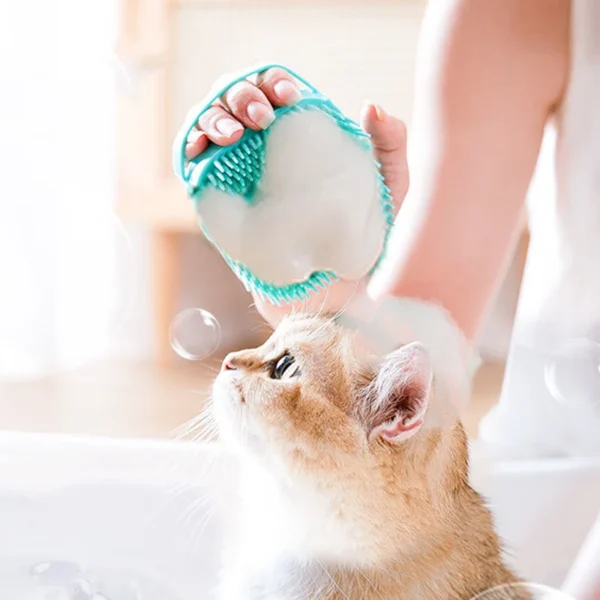 Brosse de Bain en Silicone pour Chien et Chat 2 Brosse de Bain en Silicone pour Chien et Chat - Bouledogue Avenue https://bouledogueavenue.com/wp-content/uploads/2026/08/Sf5295cf727d1418198f3978078f5ea747.webp