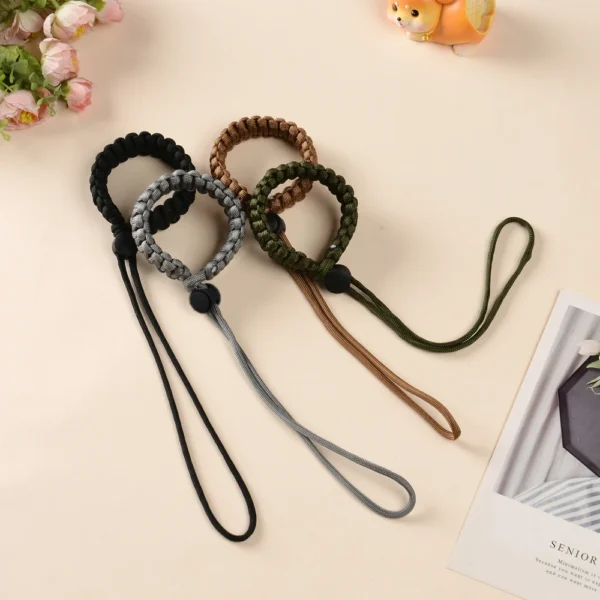 Laisse Mains Libres Anti-Chute avec Bracelet Poignet - Bouledogue Avenue https://bouledogueavenue.com/wp-content/uploads/2026/08/Sa9208e3656a04484846faa61199d77efc.webp